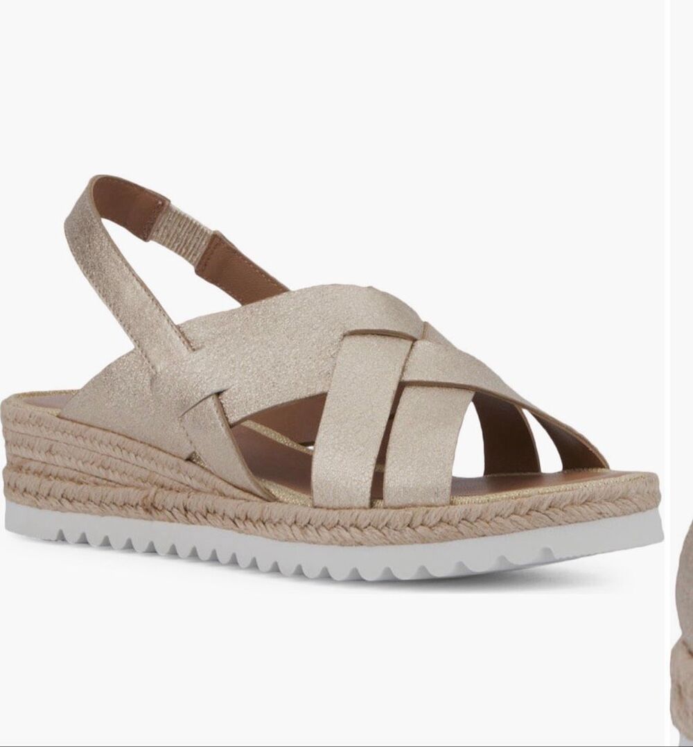 Aquatalia Amaya Women’s Waterproof Slingback Espadrille Wedge Sandal size 9 New